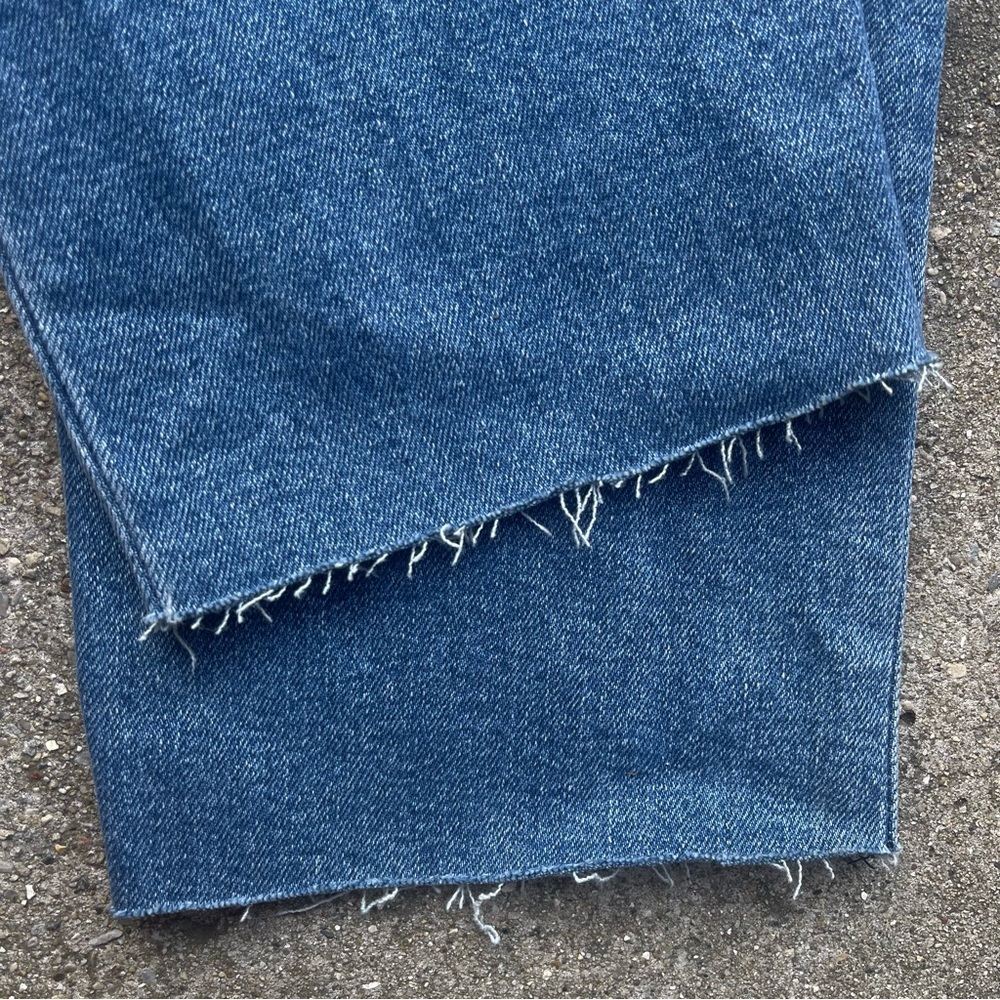 Levi’s High Rise Cropped Wedgie Straight Jeans Size 28 - Picture 7 of 7